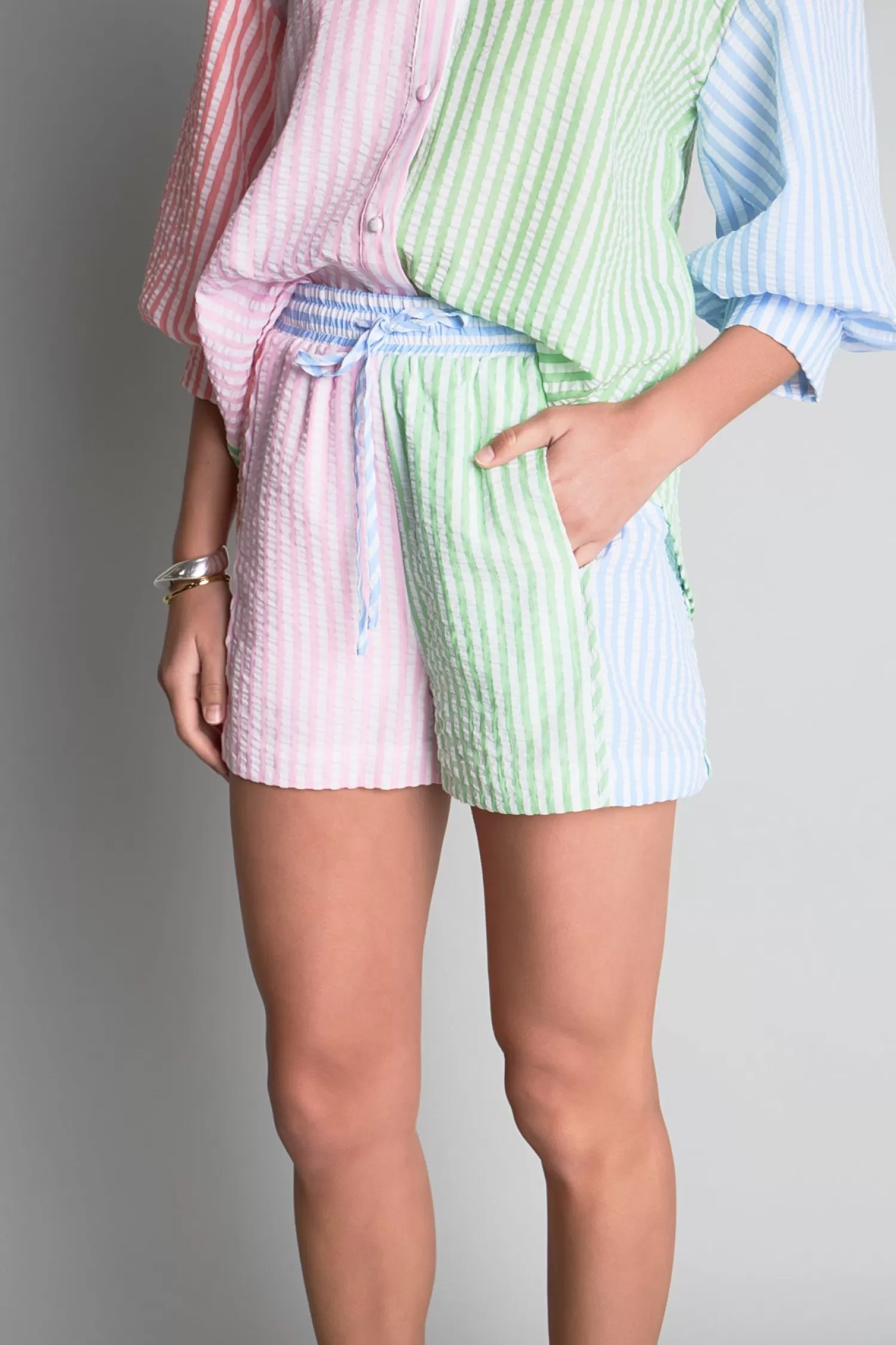 Hot Seersucker Striped Colorblock Shorts Shop By Color | Shorts